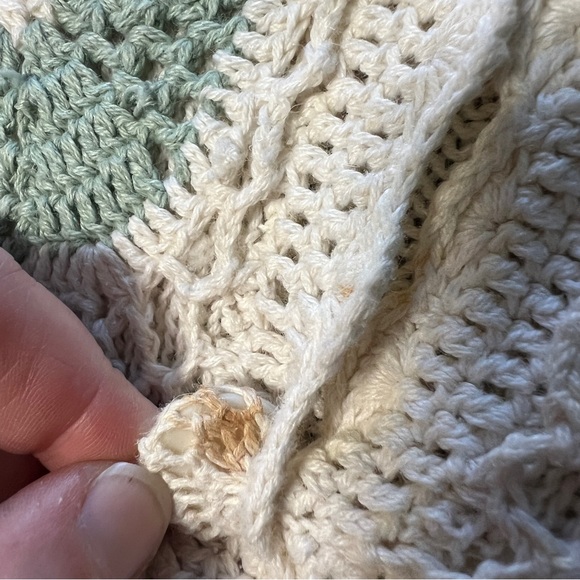 a&m collection vintage sweater Granny Square Vibe Stains Womens Size Medium - Picture 2 of 13